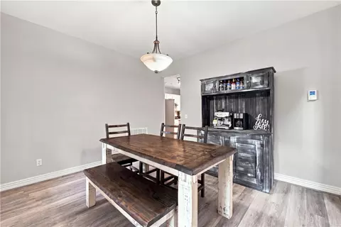 Dining - 17792 Bluff View Dr, Springdale, AR 72764 photo 3 of 3