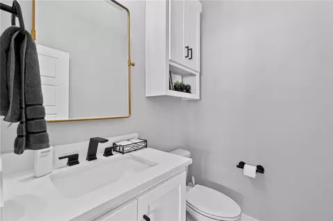 Bath - 5205 S Brookhaven St, Rogers, AR 72758 photo 2 of 2