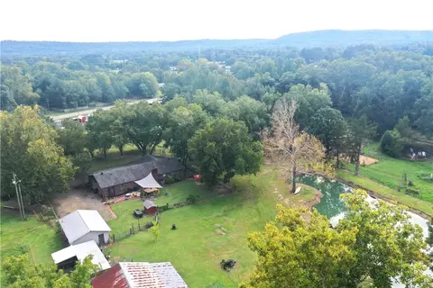 7437 Sr 124, Russellville, AR 72802