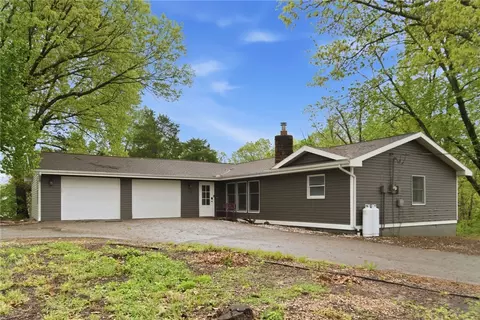 18 Melbourn Dr, Bella Vista, AR 72714