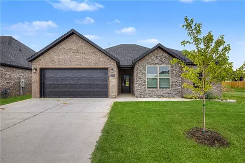 6602 SW Orange Ave, Bentonville, AR 72713