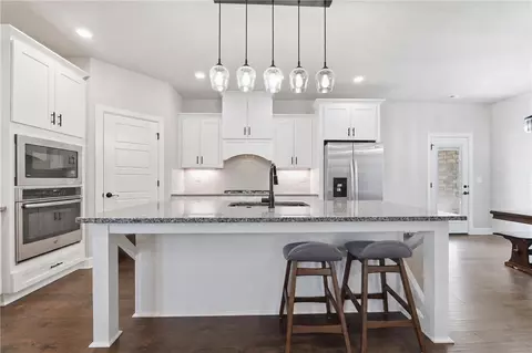 3703 SW Ryegrass Rd, Bentonville, AR 72713