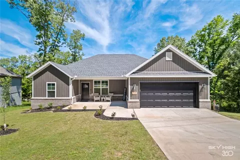 73 Wandsworth Dr, Bella Vista, AR 72715