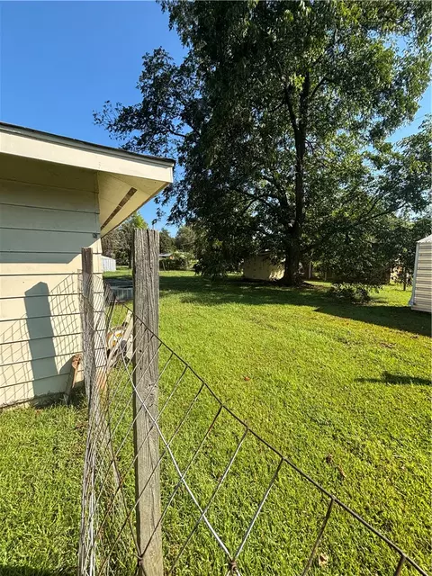 Exterior - 3 S 5th Ave, Dardanelle, AR 72834 photo 7 of 10