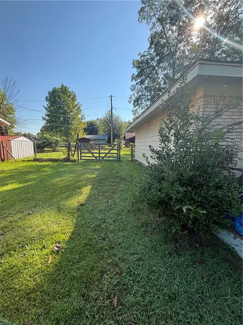 Exterior - 3 S 5th Ave, Dardanelle, AR 72834 photo 2 of 10