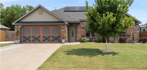 1621 Citation Ln, Prairie Grove, AR 72753