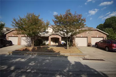 2624 N Valencia Ave # 1-4, Fayetteville, AR 72703