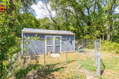 Exterior - 192 Maple Ave, West Fork, AR 72774 photo 4 of 5