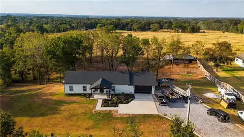 21534 Keaton Rd, Springdale, AR 72764