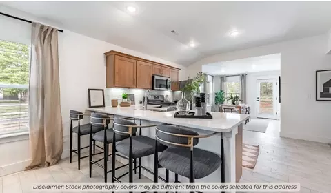 Kitchen - 1910 Feldmann St, Pea Ridge, AR 72751 photo 1 of 2