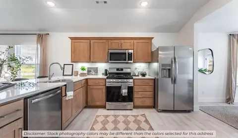 Kitchen - 1910 Feldmann St, Pea Ridge, AR 72751 photo 3 of 3