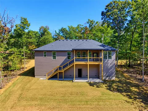 19 Egton Dr, Bella Vista, AR 72714