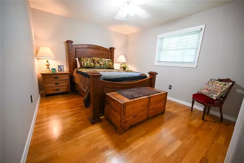 Bedroom - 1535 Speer Dr, Harrison, AR 72601 photo 1 of 3