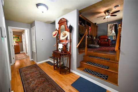 Entry Way - 1535 Speer Dr, Harrison, AR 72601 photo 1 of 1