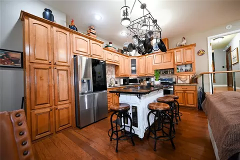 Kitchen - 1535 Speer Dr, Harrison, AR 72601 photo 3 of 3