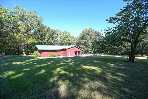 Exterior - 1535 Speer Dr, Harrison, AR 72601 photo 2 of 7