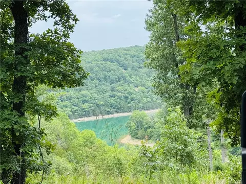 Cr 150 Blackberry & Glen Haven Lane, Eureka Springs, AR 72631