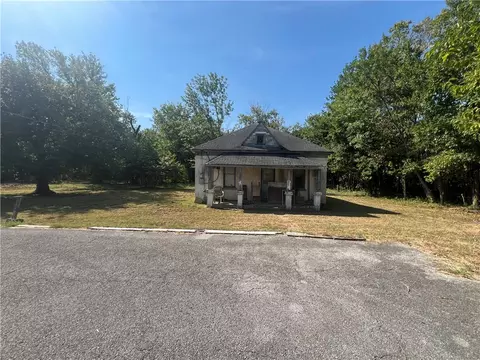 Undisclosed, Siloam Springs, AR 72761