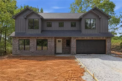 1 Mcdole Cir, Bella Vista, AR 72715