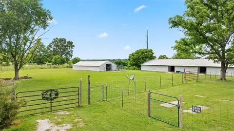 Exterior - 13585 Andy Jack Rd, Rogers, AR 72756 photo 13 of 14