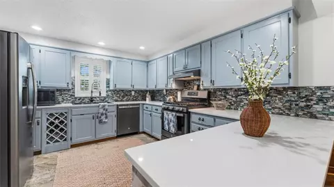 Kitchen - 13585 Andy Jack Rd, Rogers, AR 72756 photo 1 of 4