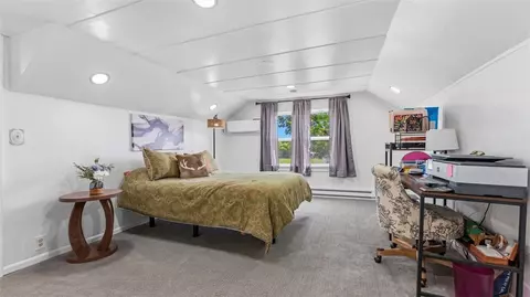 Bedroom - 13585 Andy Jack Rd, Rogers, AR 72756 photo 3 of 4