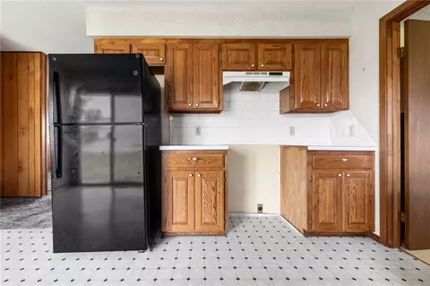 Kitchen - 105 Nancy St, Harrison, AR 72601 photo 4 of 6