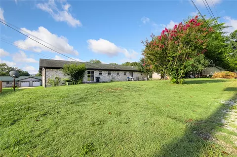 Exterior - 105 Nancy St, Harrison, AR 72601 photo 2 of 7