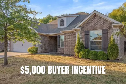 3416 Earnhardt Dr, Fayetteville, AR 72704