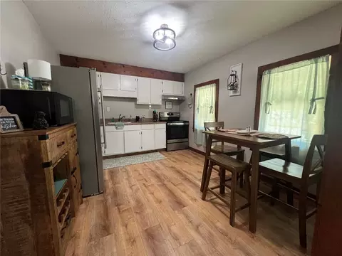 Kitchen - 163 Nc 8482, Deer, AR 72628 photo 1 of 2