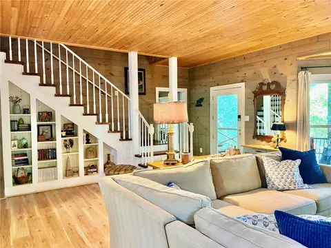 Living - 91 Nc 2302, Jasper, AR 72641 photo 3 of 3