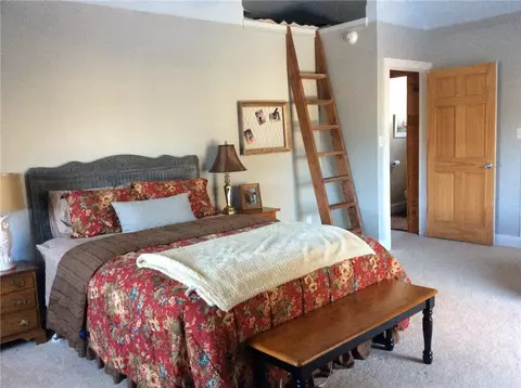 Bedroom - 91 Nc 2302, Jasper, AR 72641 photo 4 of 5