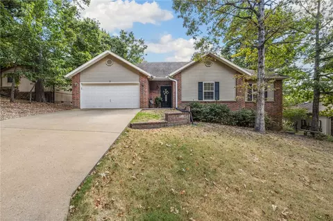 3 Reed Ln, Bella Vista, AR 72714