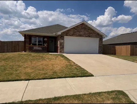 904 Sparrow St, Siloam Springs, AR 72761