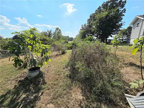 Exterior - 13508 E Highway 62, Harrison, AR 72601 photo 5 of 9