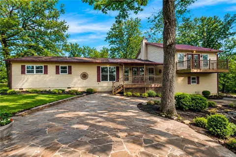 29 County Road 1522, Eureka Springs, AR 72632