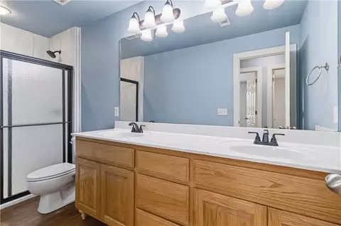 Bath - 5293 Baugh Ave, Springdale, AR 72762 photo 3 of 3