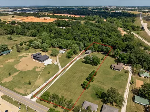 809 Spring Creek Rd, Lowell, AR 72745