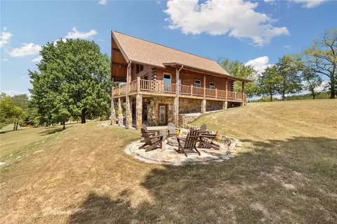 939 Terra Vista Rd, Berryville, AR 72616
