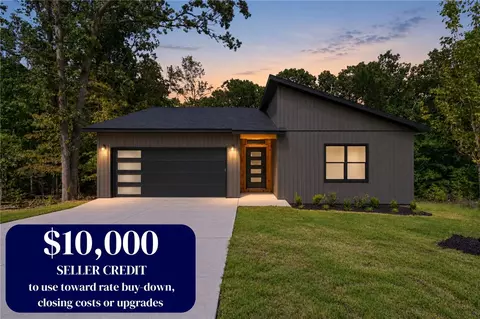 12 Grampian Ln, Bella Vista, AR 72715