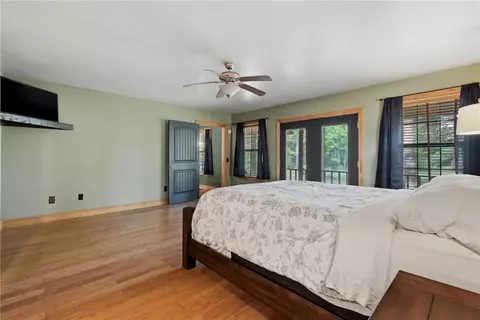 Bedroom - 356 Madison 4425, Combs, AR 72721 photo 2 of 2