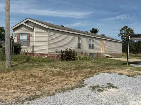 Exterior - 471683 E 610 Rd, Watts, OK 74964 photo 6 of 9