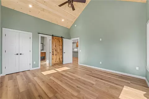 Bedroom - 491 Nc 6065, Jasper, AR 72641 photo 2 of 4