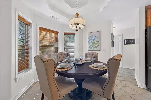 Dining - 17826 Bluff View Dr, Springdale, AR 72764 photo 1 of 3