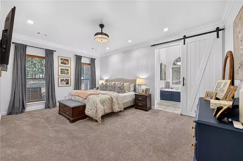Bedroom - 17826 Bluff View Dr, Springdale, AR 72764 photo 2 of 4