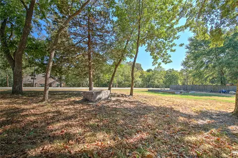 Exterior - 17826 Bluff View Dr, Springdale, AR 72764 photo 4 of 5