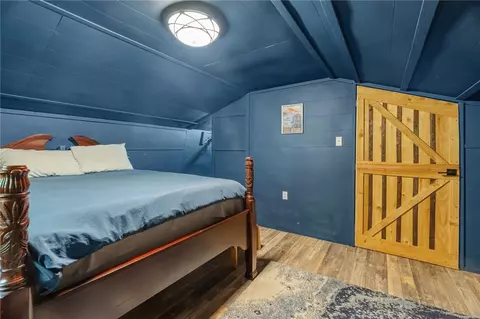 Bedroom - 537 Nc 6450, Jasper, AR 72641 photo 5 of 12