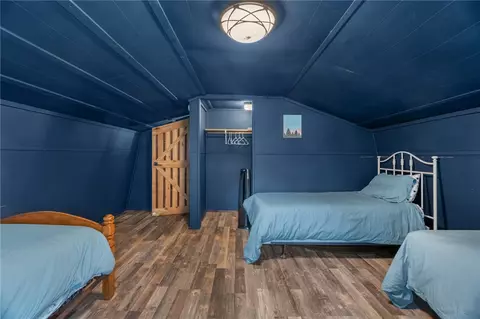 Bedroom - 537 Nc 6450, Jasper, AR 72641 photo 1 of 12