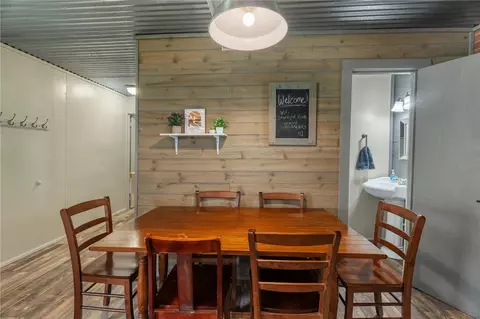 Dining - 537 Nc 6450, Jasper, AR 72641 photo 2 of 2