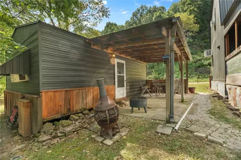 Exterior - 537 Nc 6450, Jasper, AR 72641 photo 5 of 15